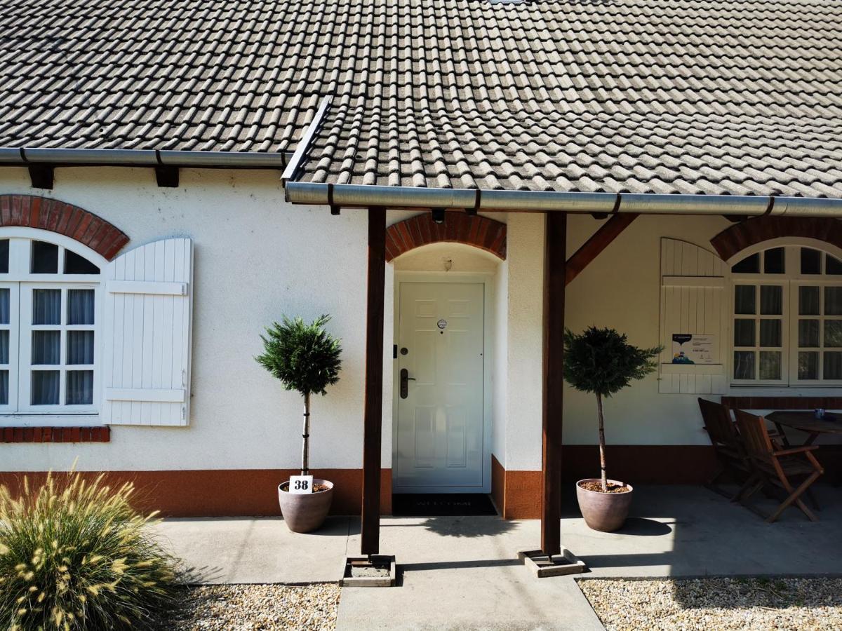 Apartamento Pintes 38 Dunaújváros Exterior foto