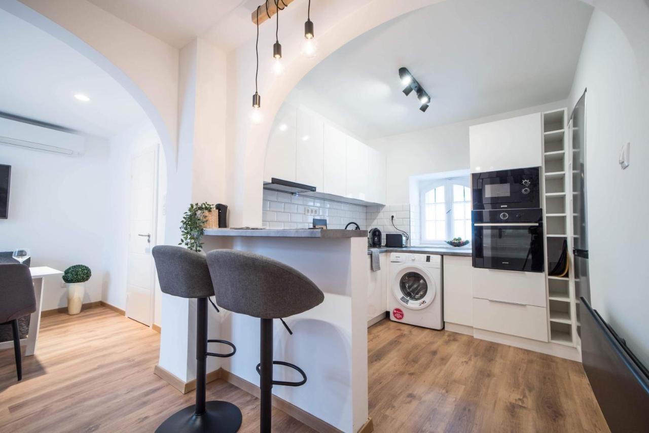Apartamento Pintes 38 Dunaújváros Exterior foto